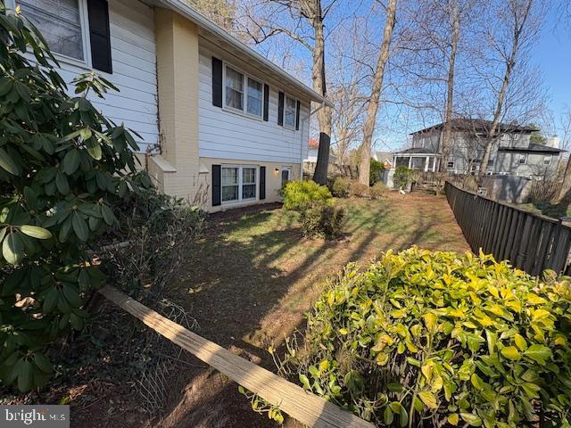 COURTHOUSE SQUARE - Residential