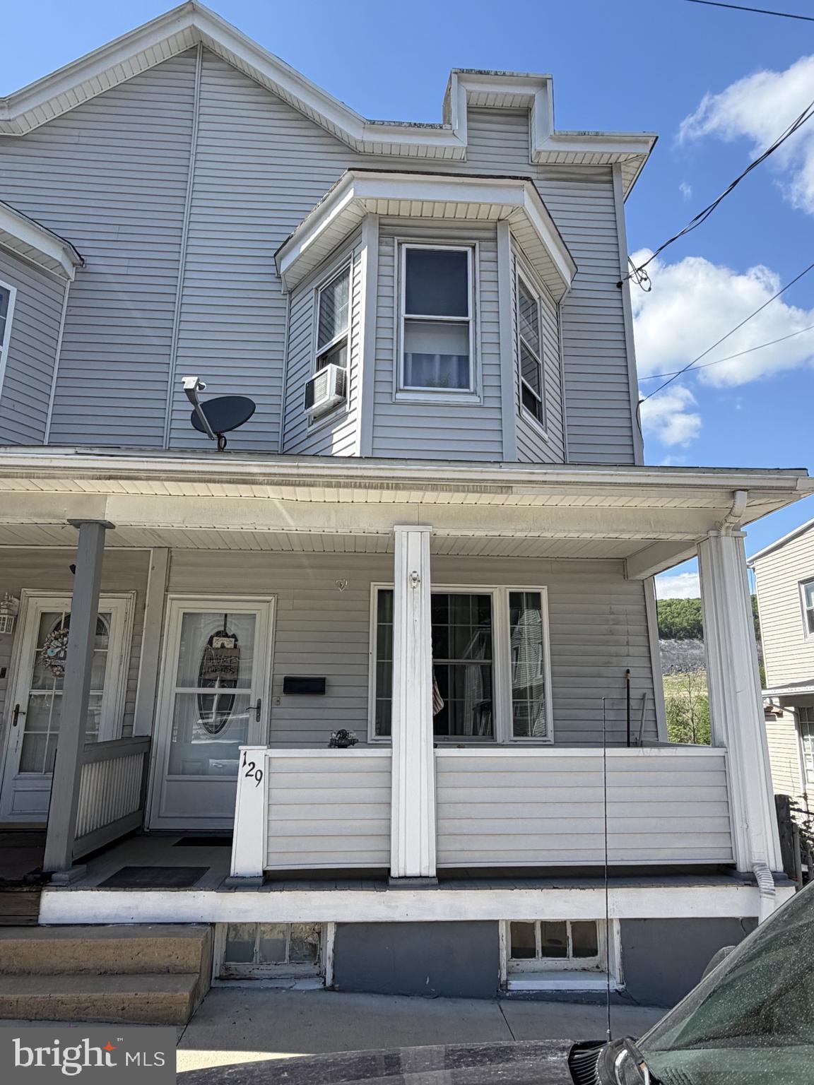 129 E RIDGE STREET