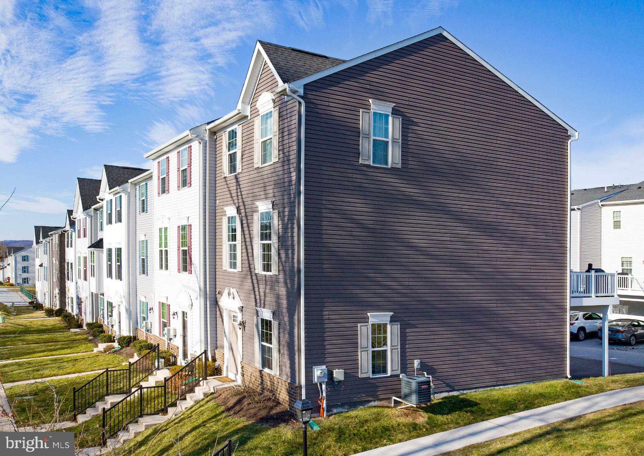 FILLMORE VILLAGE - Residential