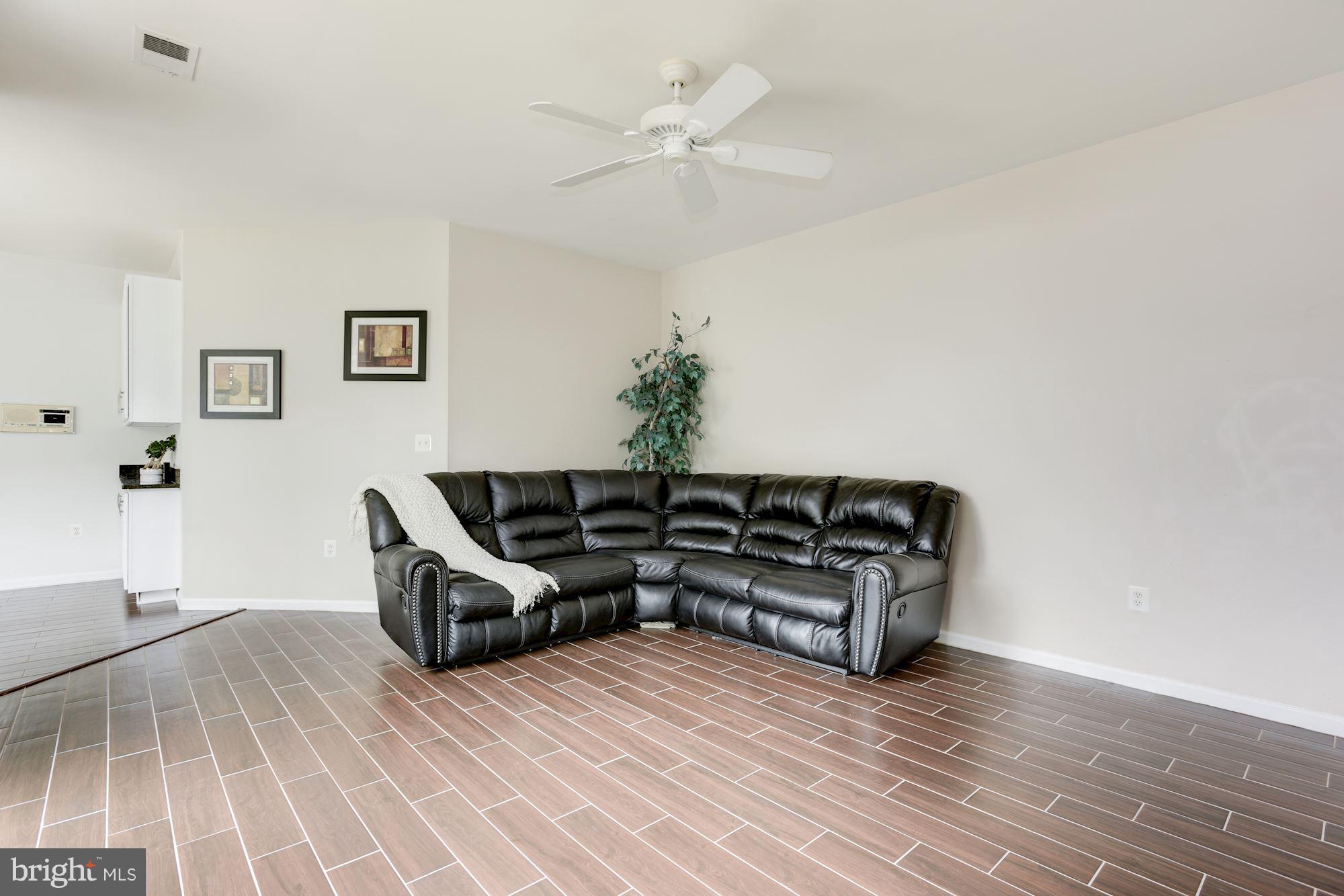 ASHBURN FARM - Residential