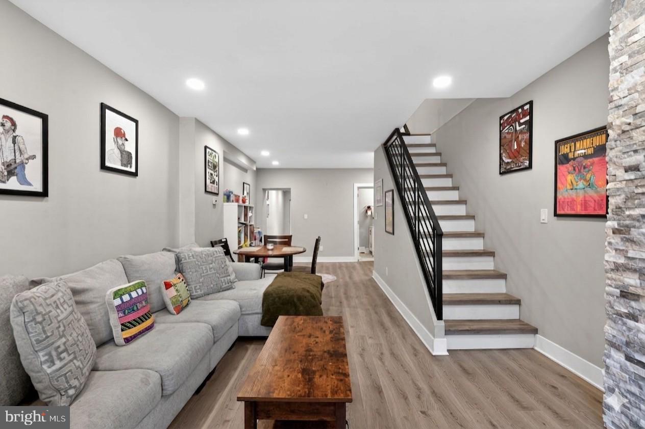 GERMANTOWN (WEST) - Residential