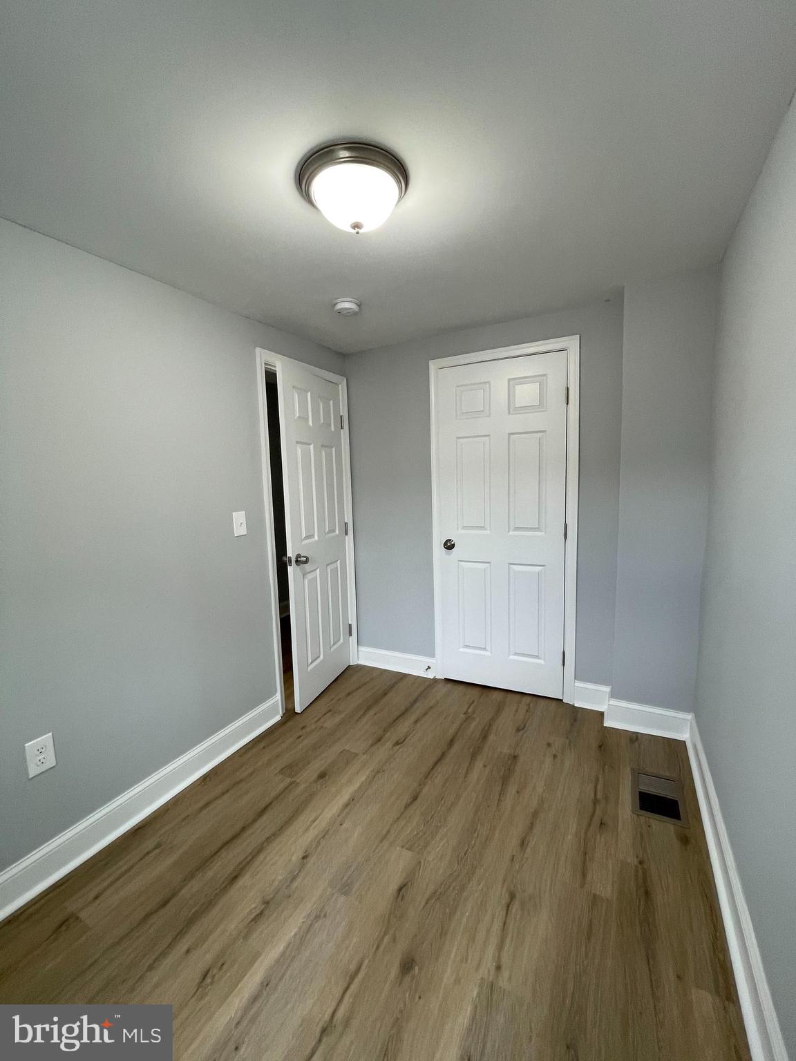 MCELDERRY PARK - Residential Lease