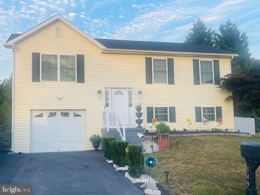 This house has it all!! Well maintained, nicely landscaped 3 bed 1 bath Split foyer in the sought after community of Wildflower Ridge. Partially finished basement with room to expand! Enjoy the view of the trees and mountain on your deck overlooking the extra large lot with your fully fenced in back yard. The expanded parking is a great feature.