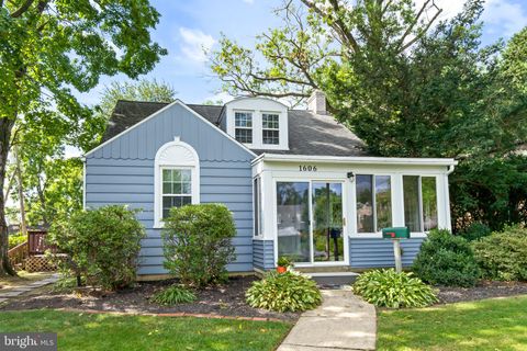 Photo of 1606 RIDGEVIEW AVE, LANCASTER, PA 17603 (MLS # PALA2039700)