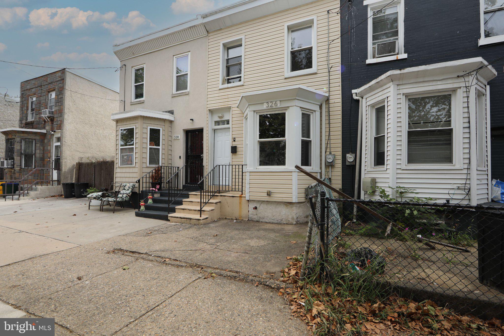 326 CLINTON STREET