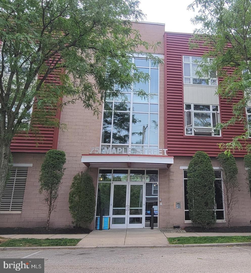 INDUSTRY - Residential Lease