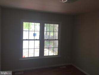 OAK CREST - Residential