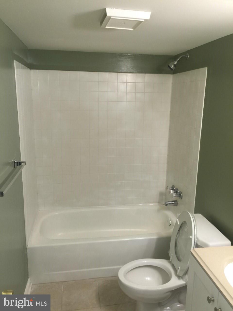 OAK CREST - Residential