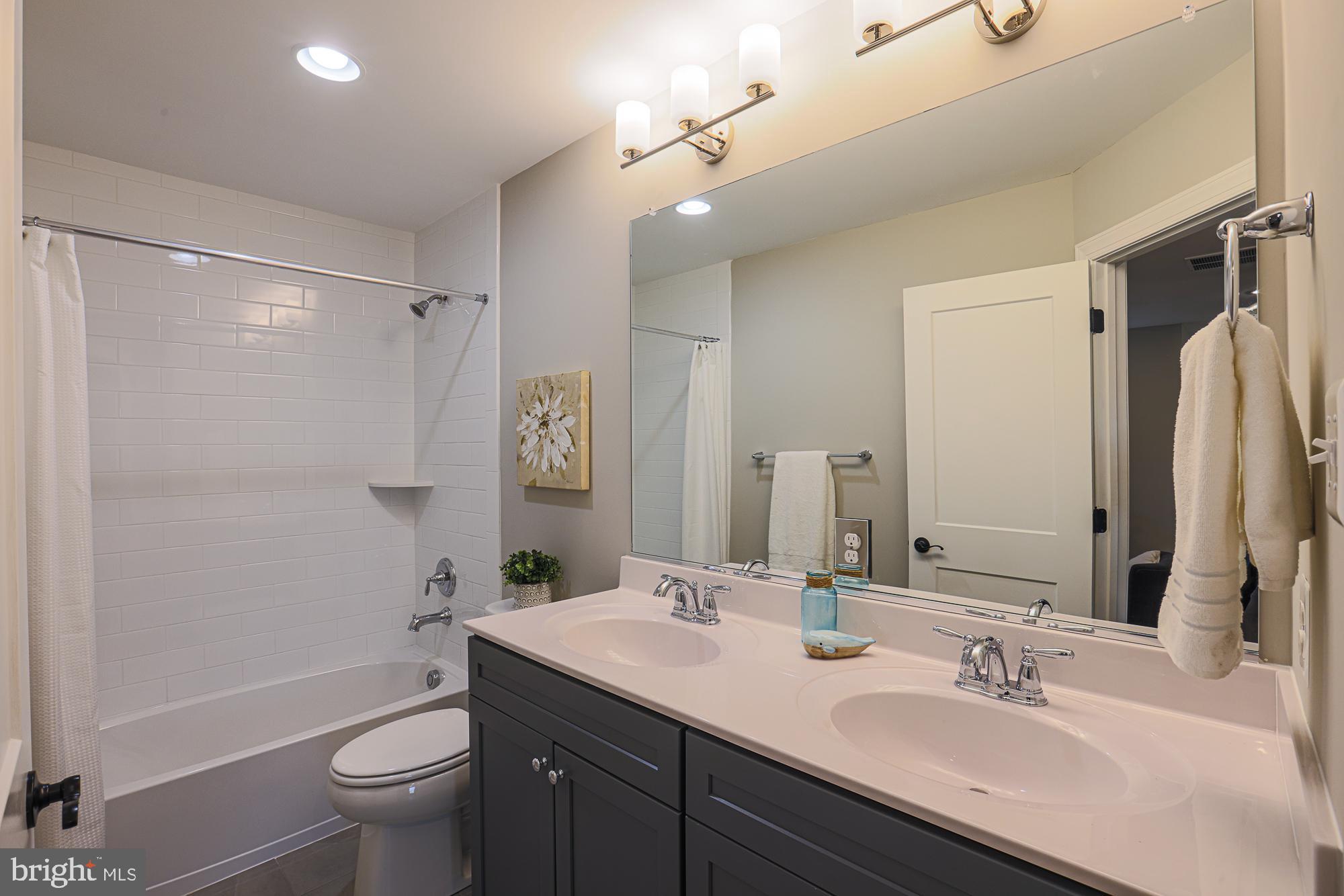 HAHN'S MEADOW - Residential