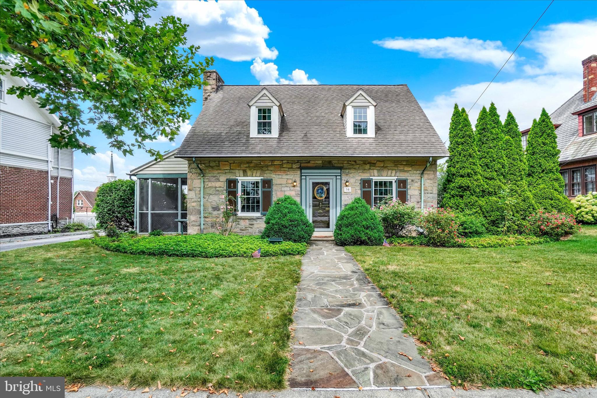 30 N MARSHALL STREET