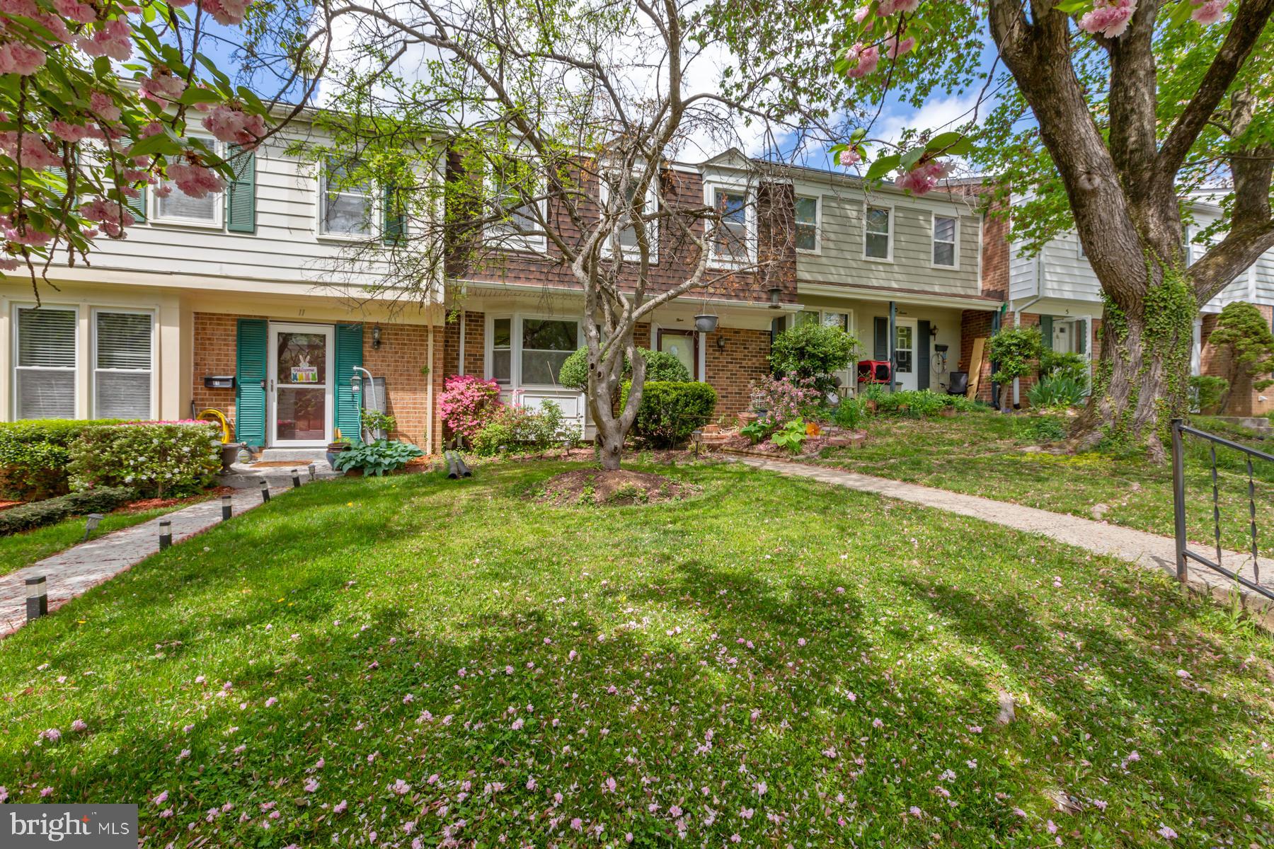 9 OAK SHADE ROAD