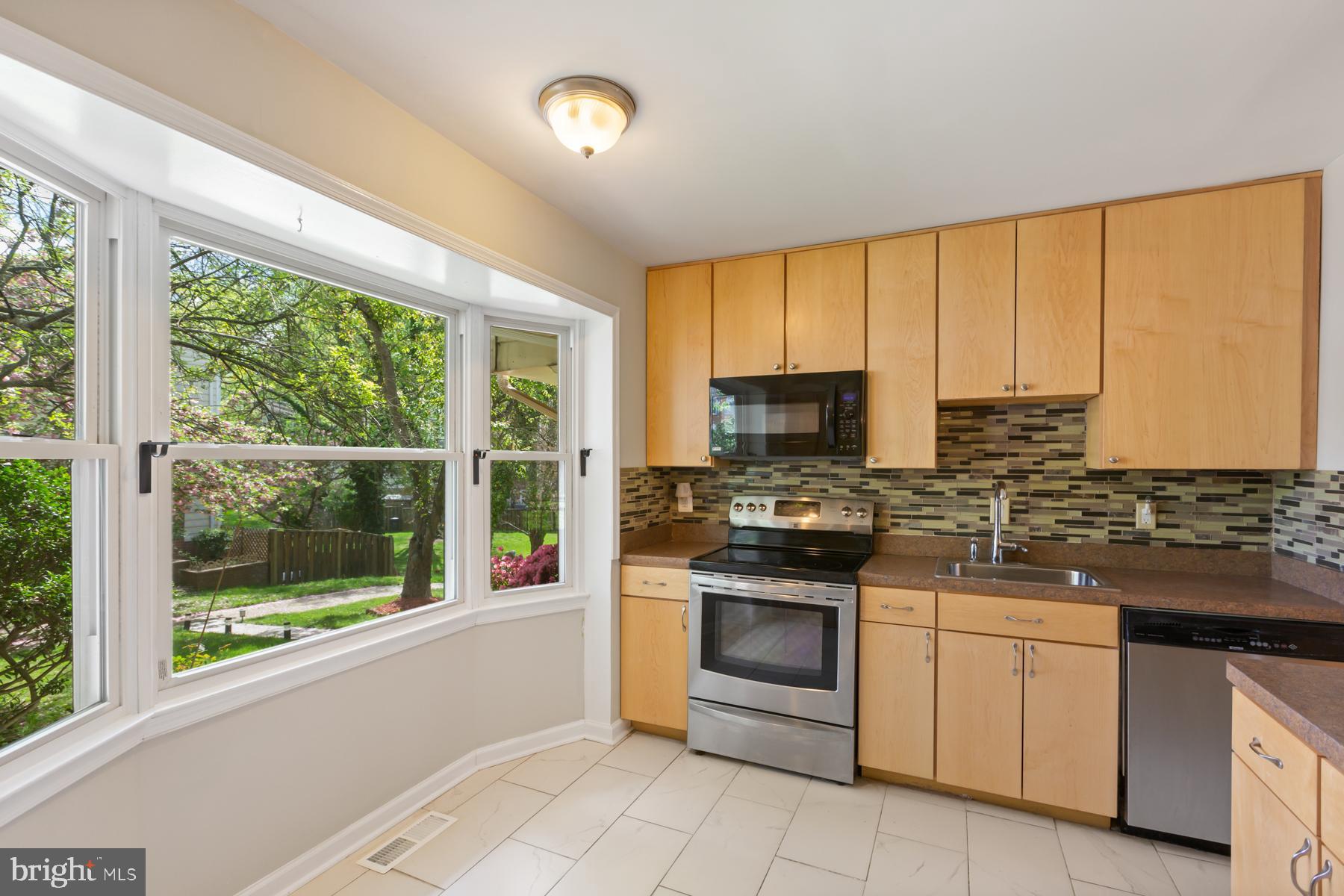 9 OAK SHADE ROAD