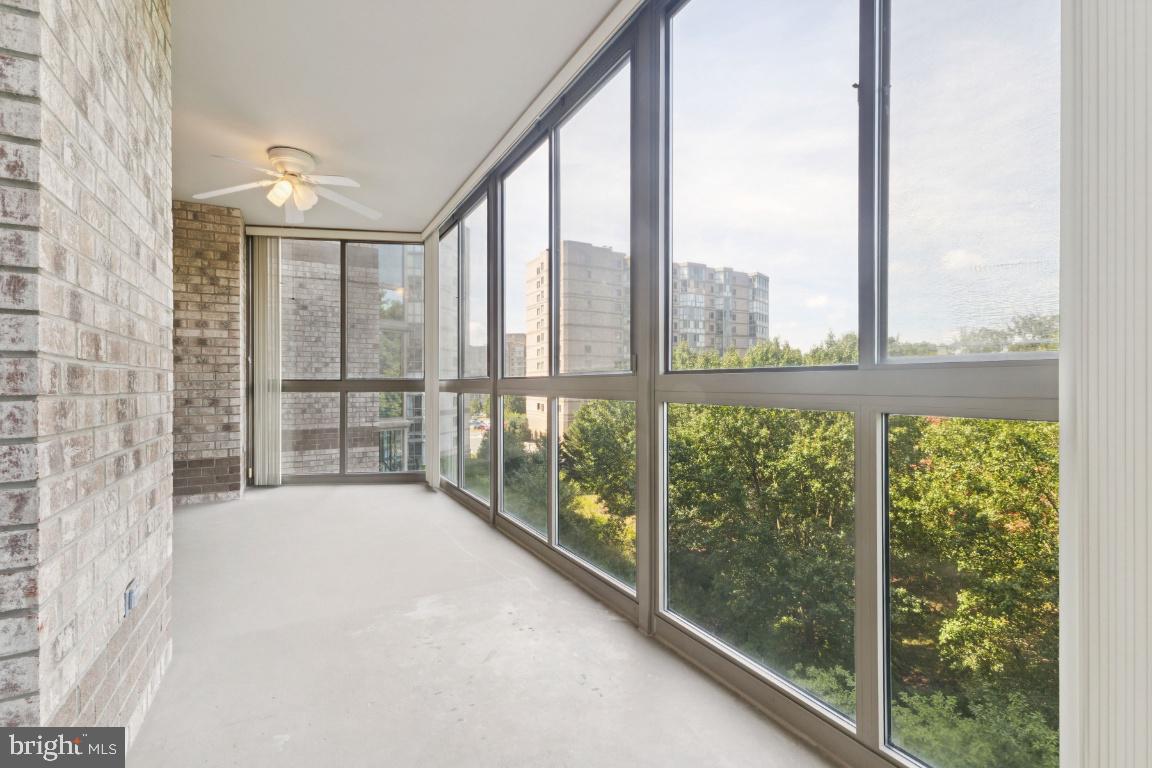 19355 CYPRESS RIDGE TERRACE 423