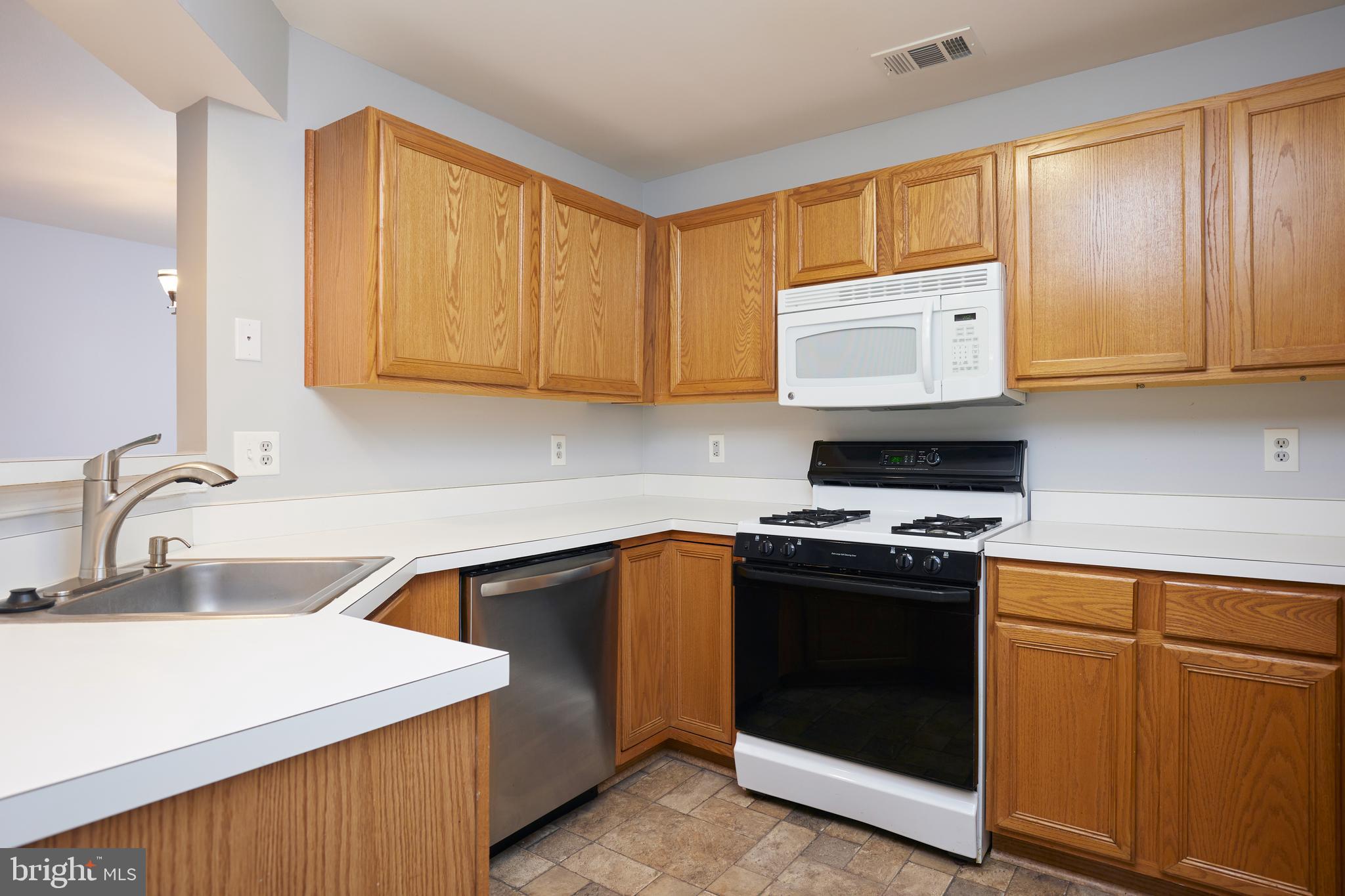 RIVERSTONE CODM - Residential Lease