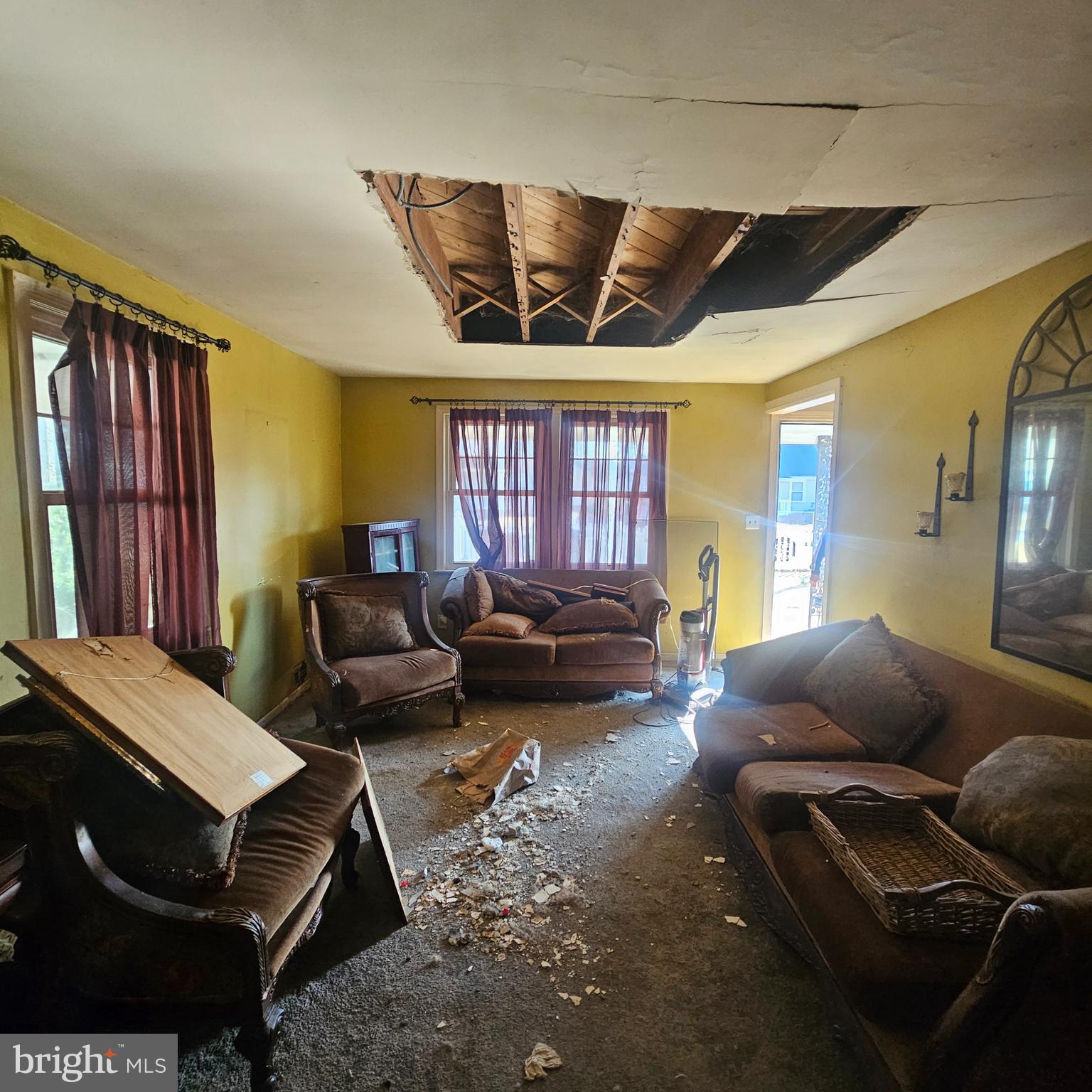 GREEN MEADOWS - Residential