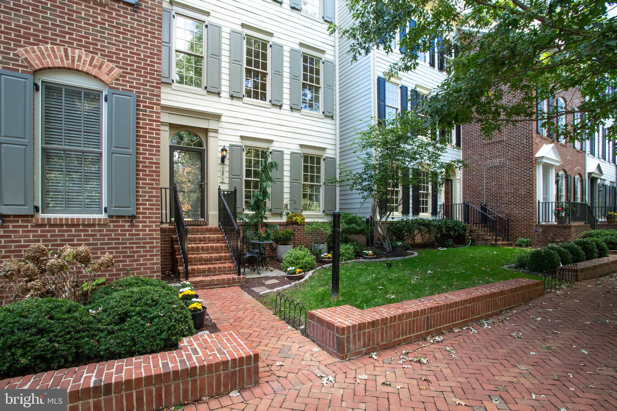 1852 CARPENTER ROAD