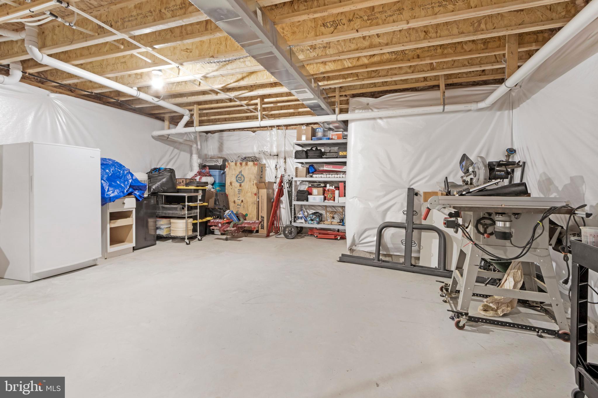 SPRING BREEZE - Residential