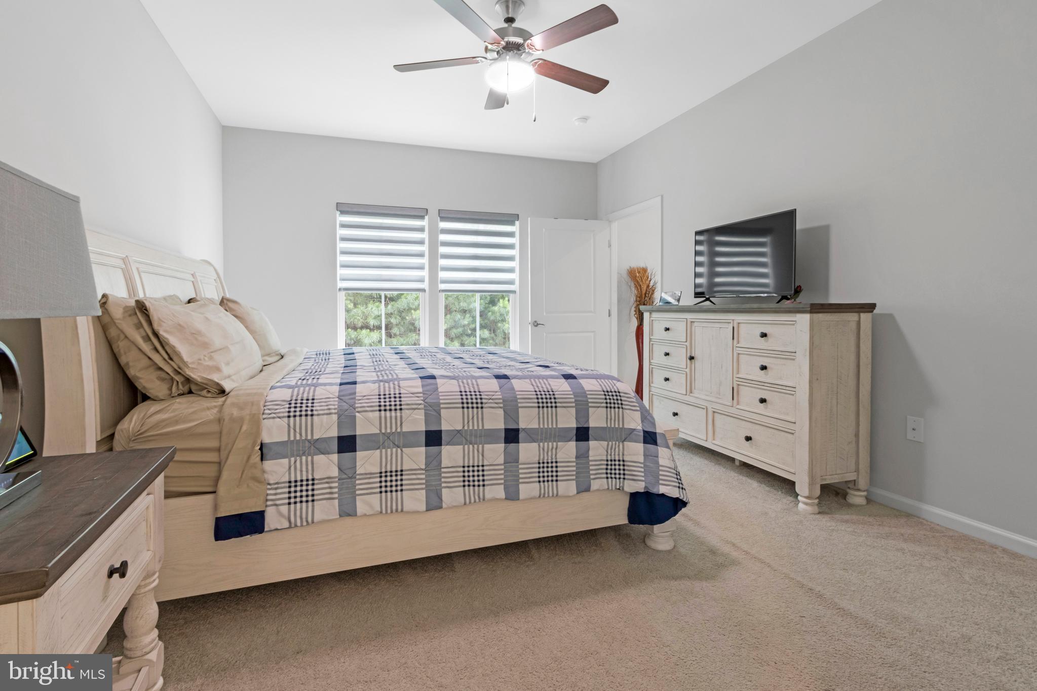 SPRING BREEZE - Residential