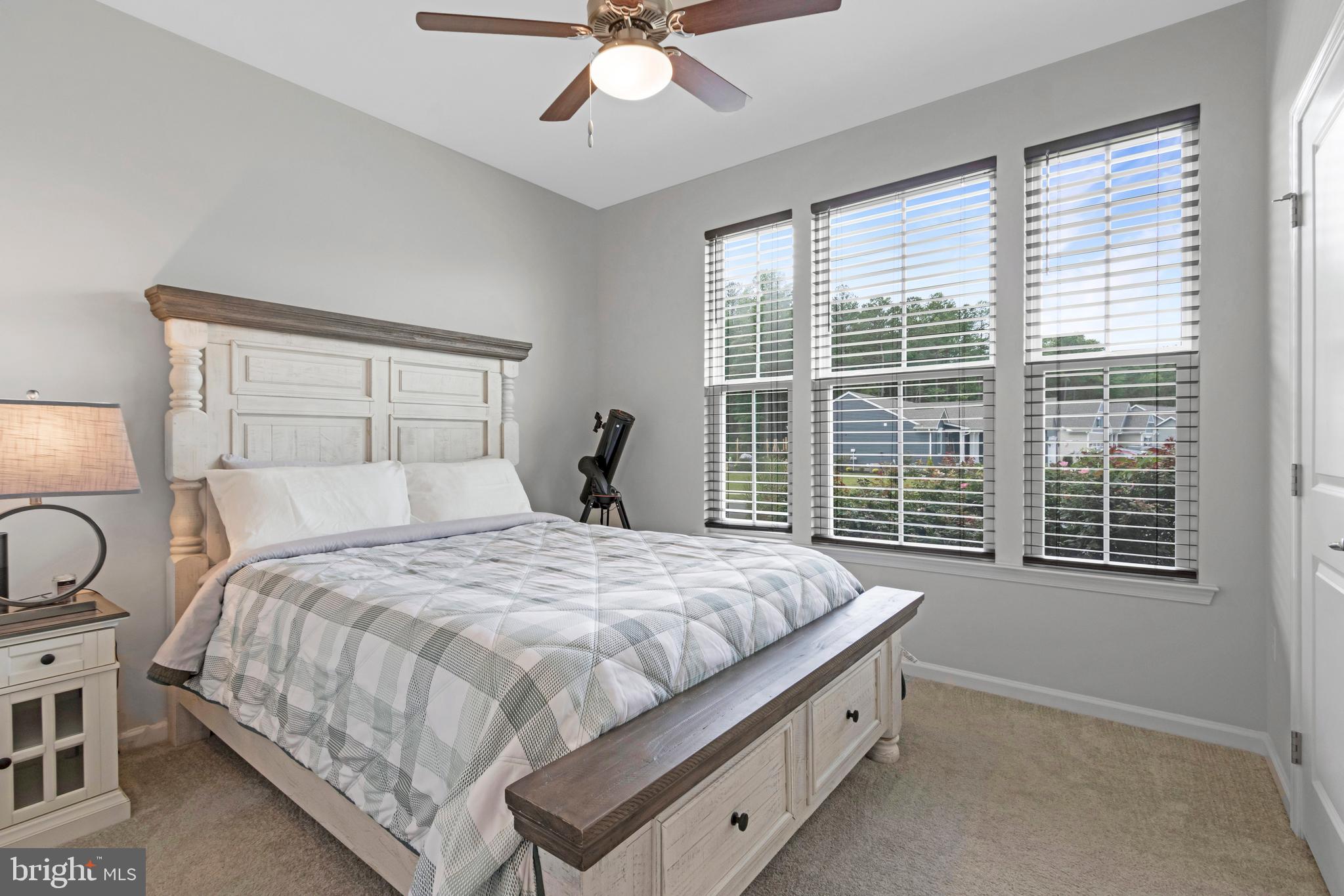 SPRING BREEZE - Residential