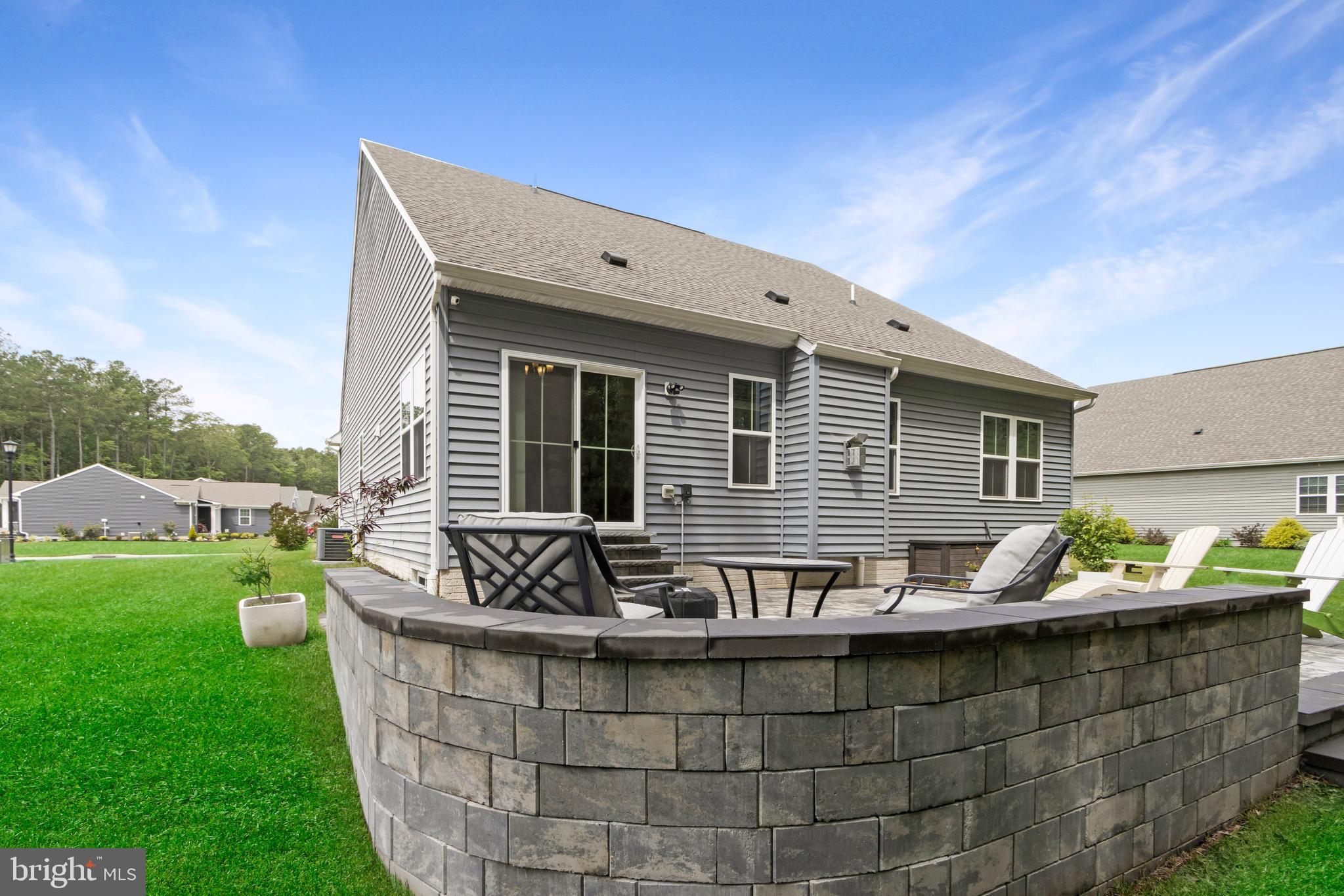 SPRING BREEZE - Residential