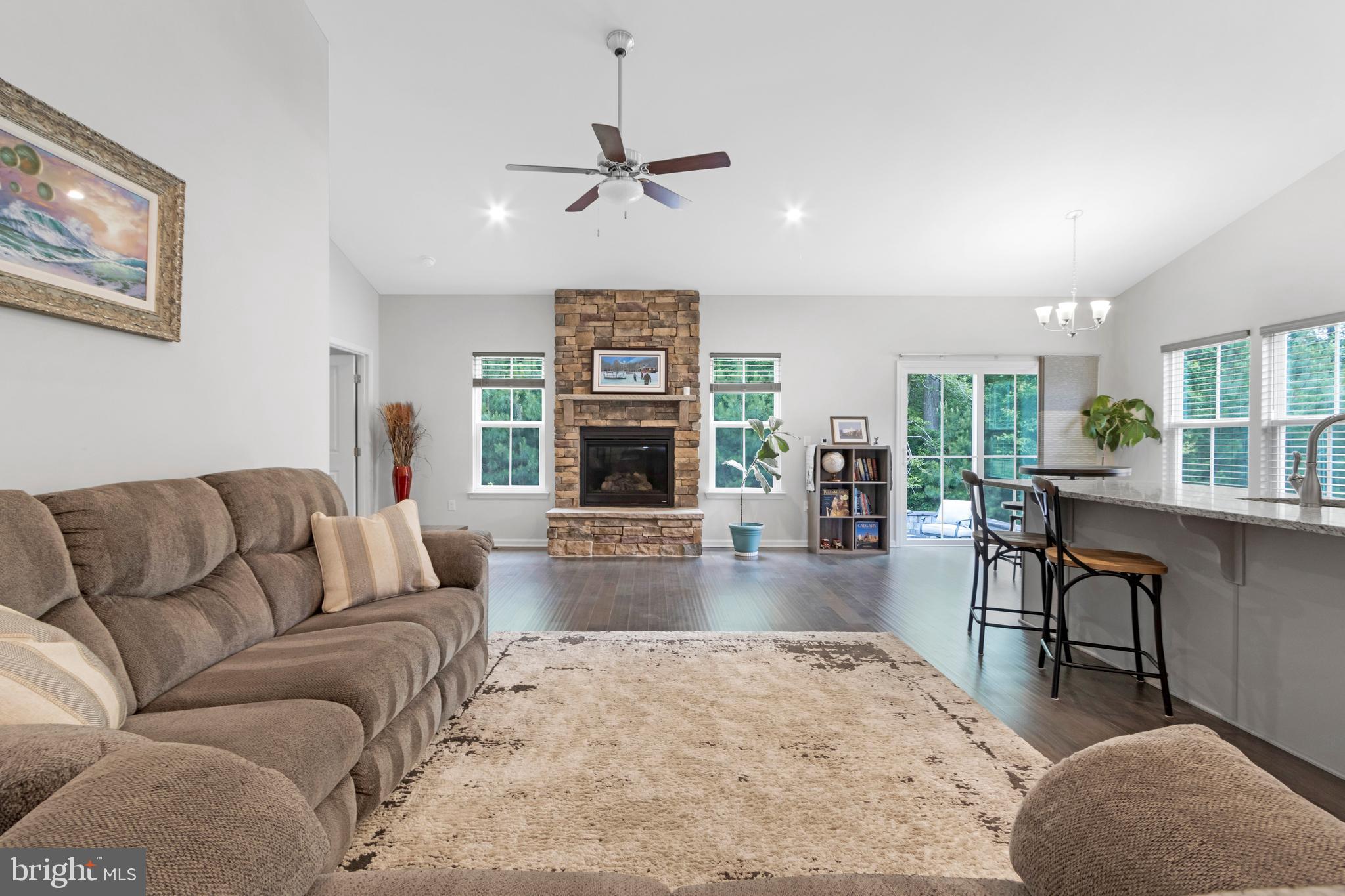 SPRING BREEZE - Residential