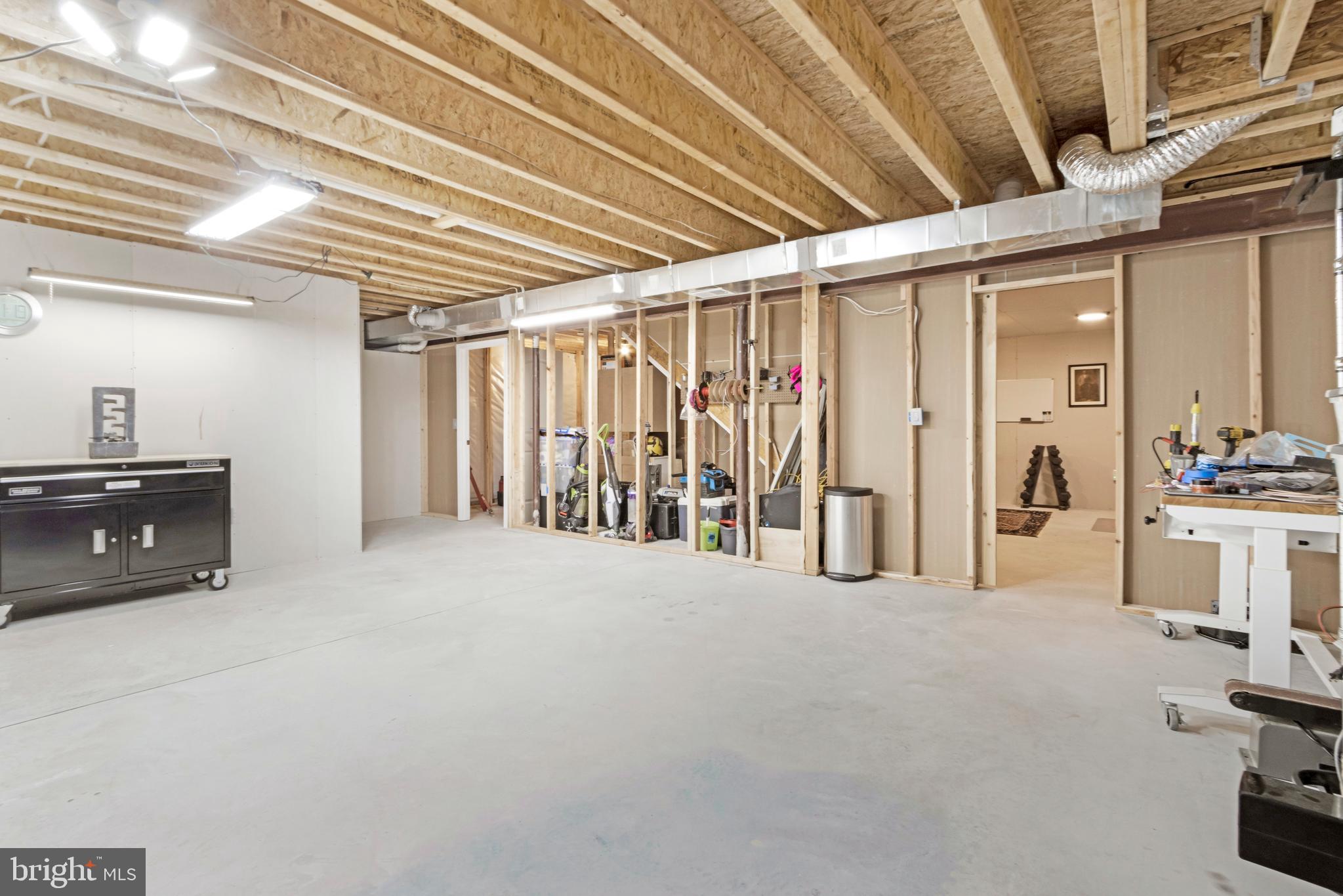 SPRING BREEZE - Residential