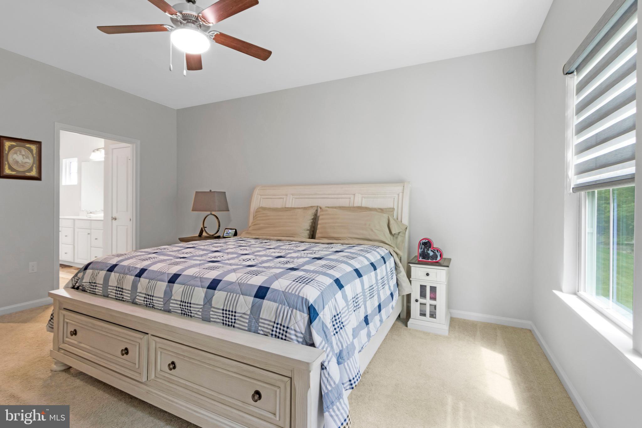 SPRING BREEZE - Residential