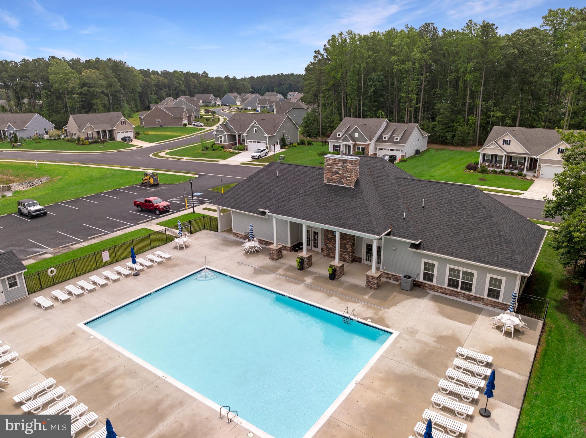 SPRING BREEZE - Residential