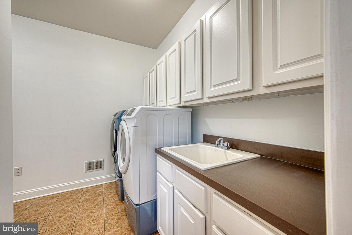 TATTERSALL - Residential