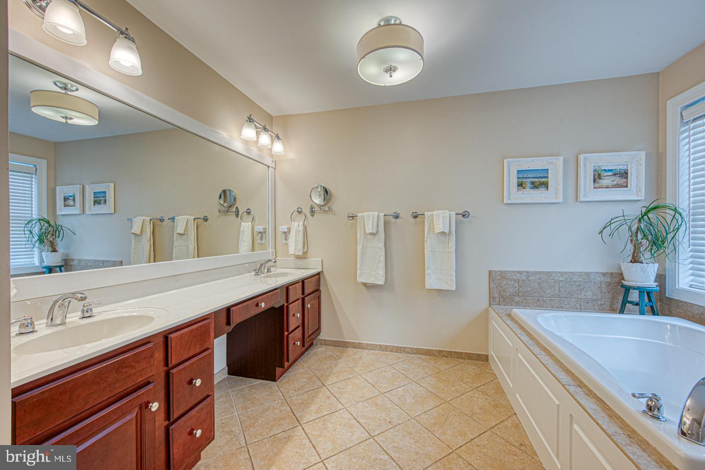 TATTERSALL - Residential