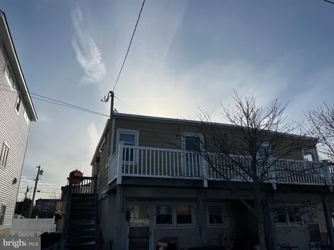 324 2nd Street Unit 1, Beach Haven, NJ MLS: NJOC2039568