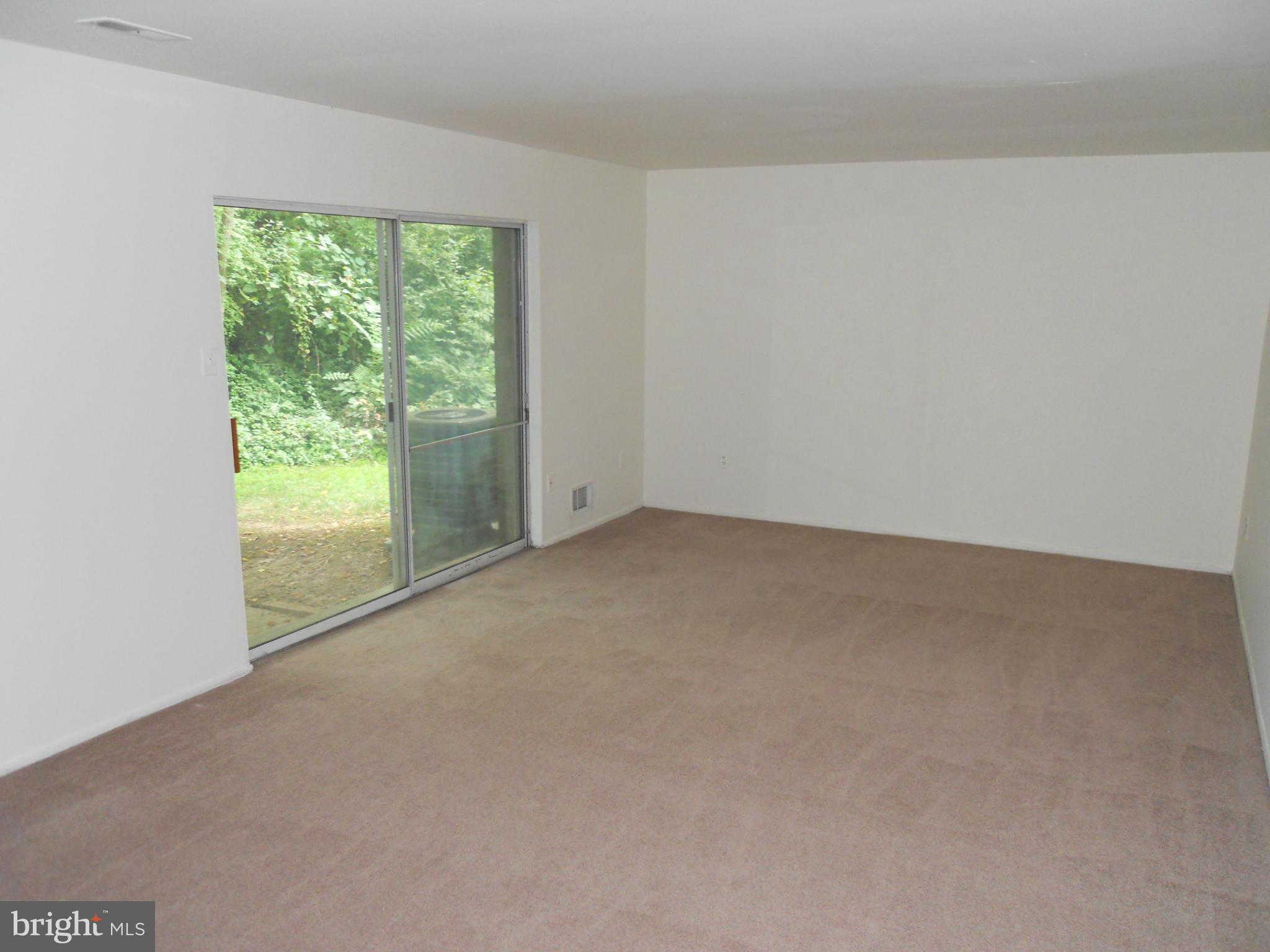 HICKORY RIDGE - Residential Lease