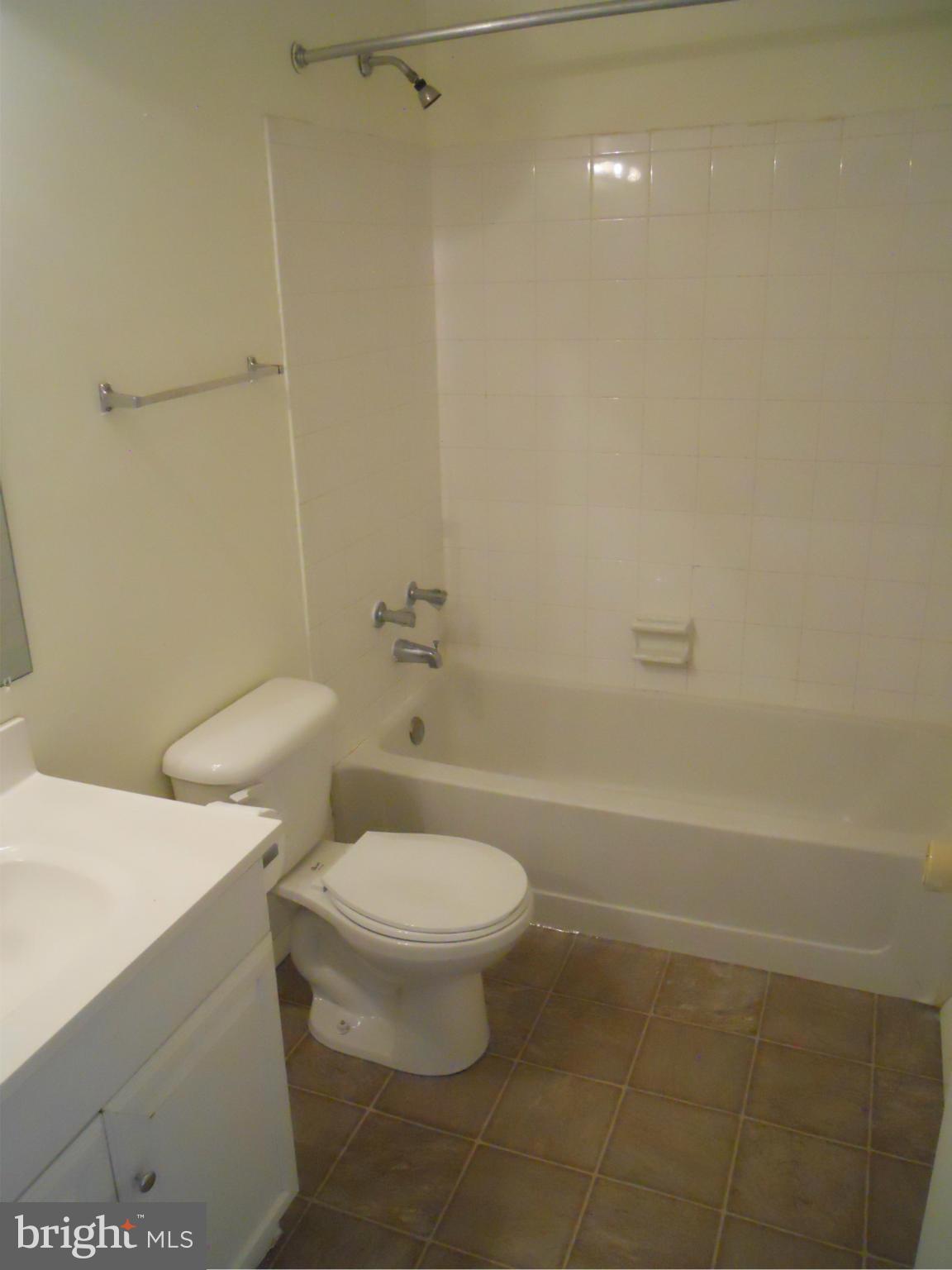 HICKORY RIDGE - Residential Lease