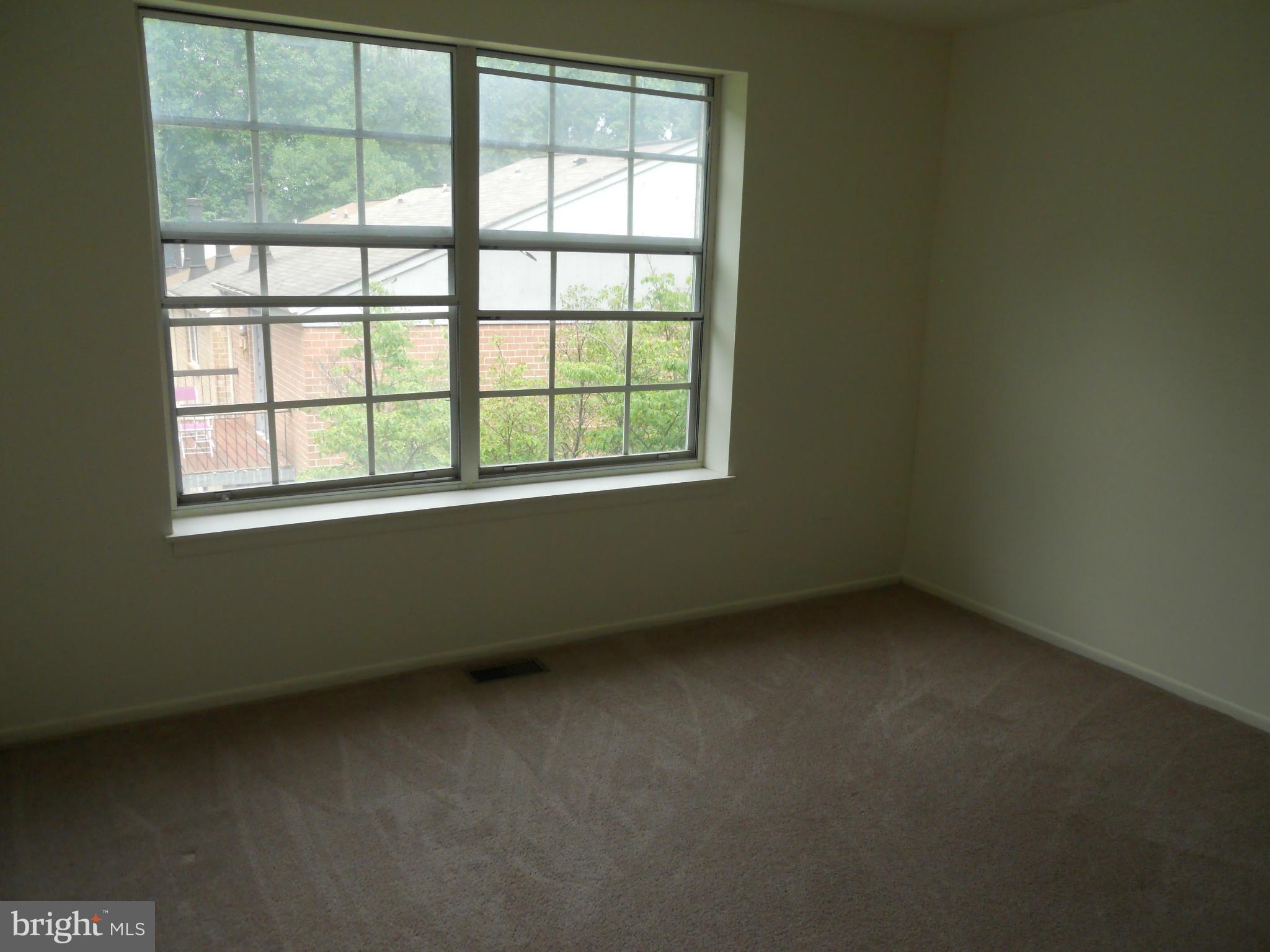 HICKORY RIDGE - Residential Lease