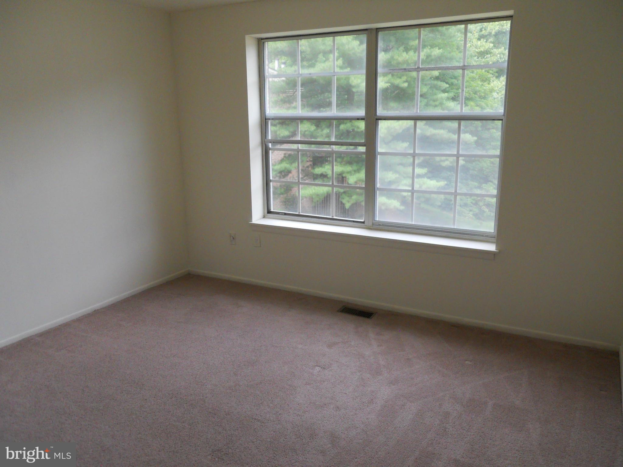 HICKORY RIDGE - Residential Lease