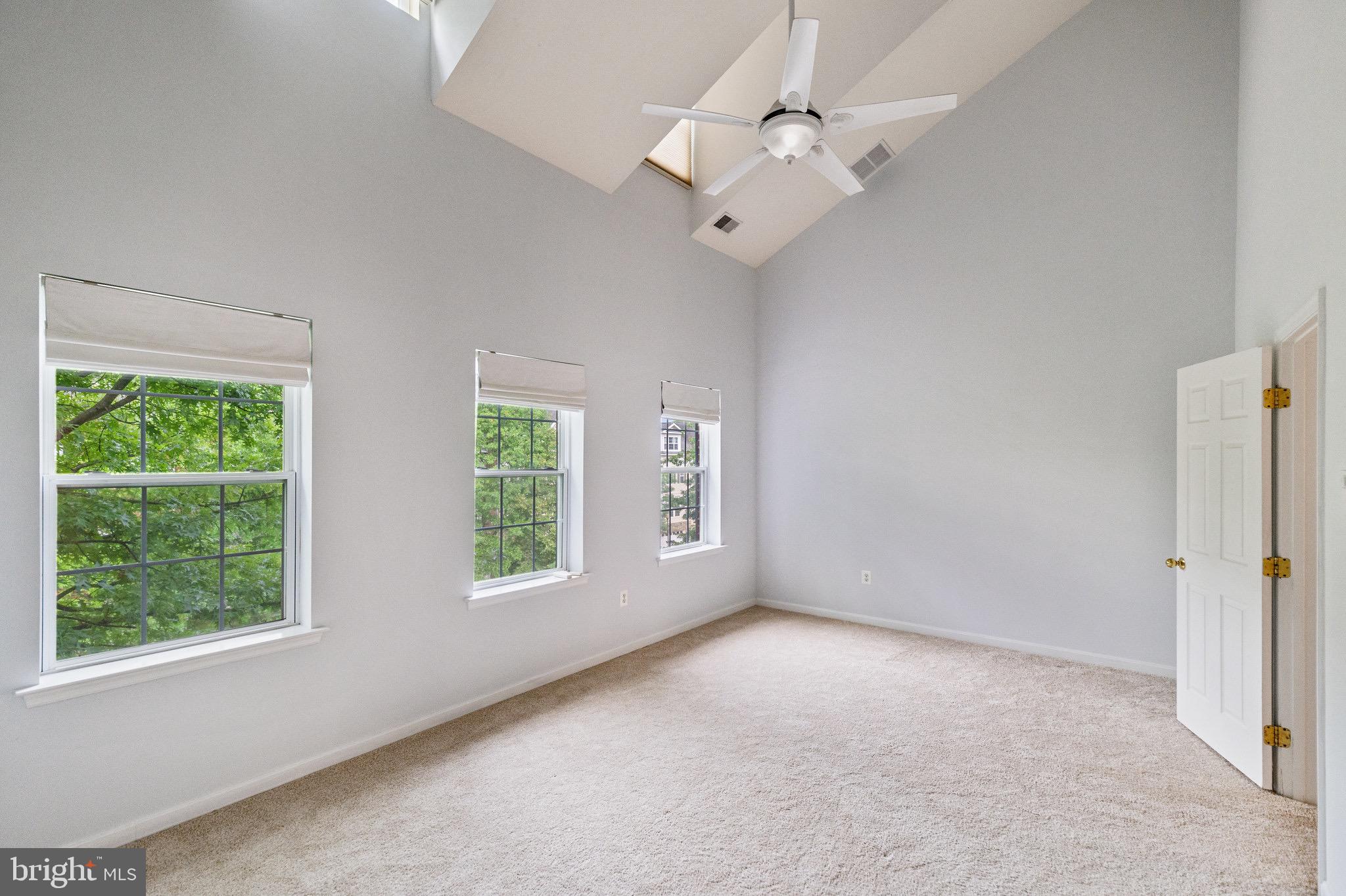 CAMERON STATION - Residential