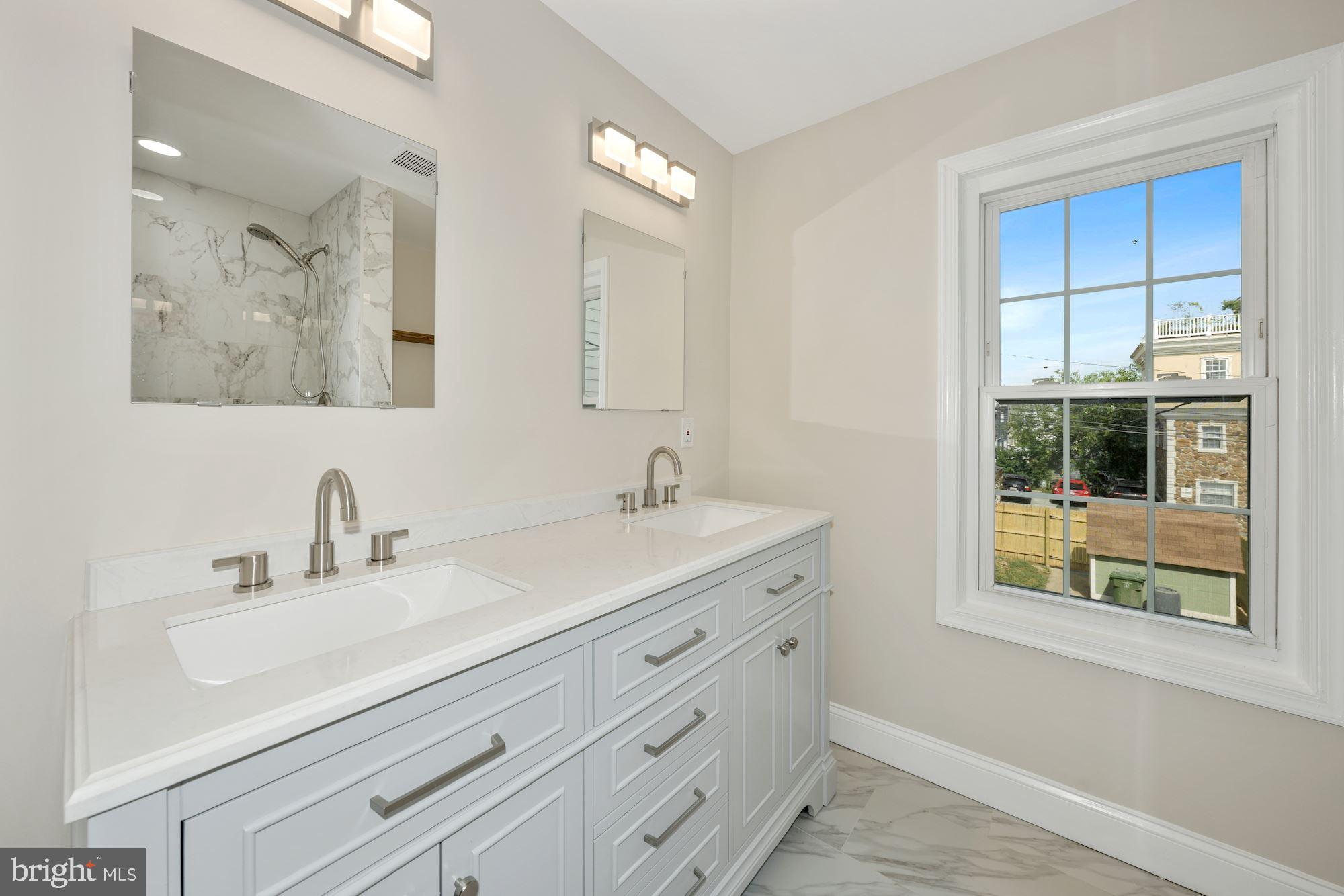 HAMPDEN HISTORIC DISTRICT - Residential