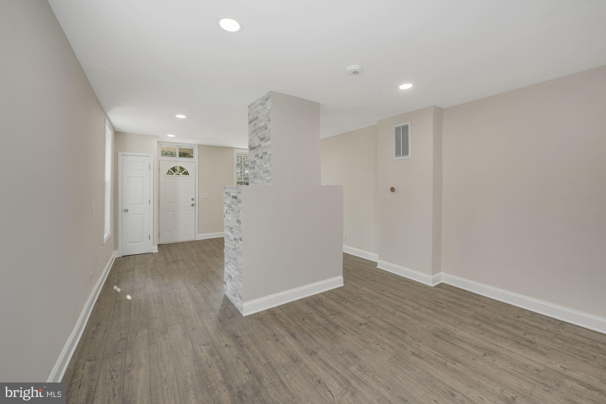 HAMPDEN HISTORIC DISTRICT - Residential