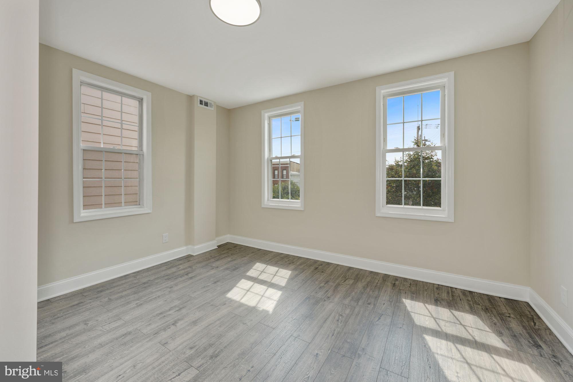 HAMPDEN HISTORIC DISTRICT - Residential