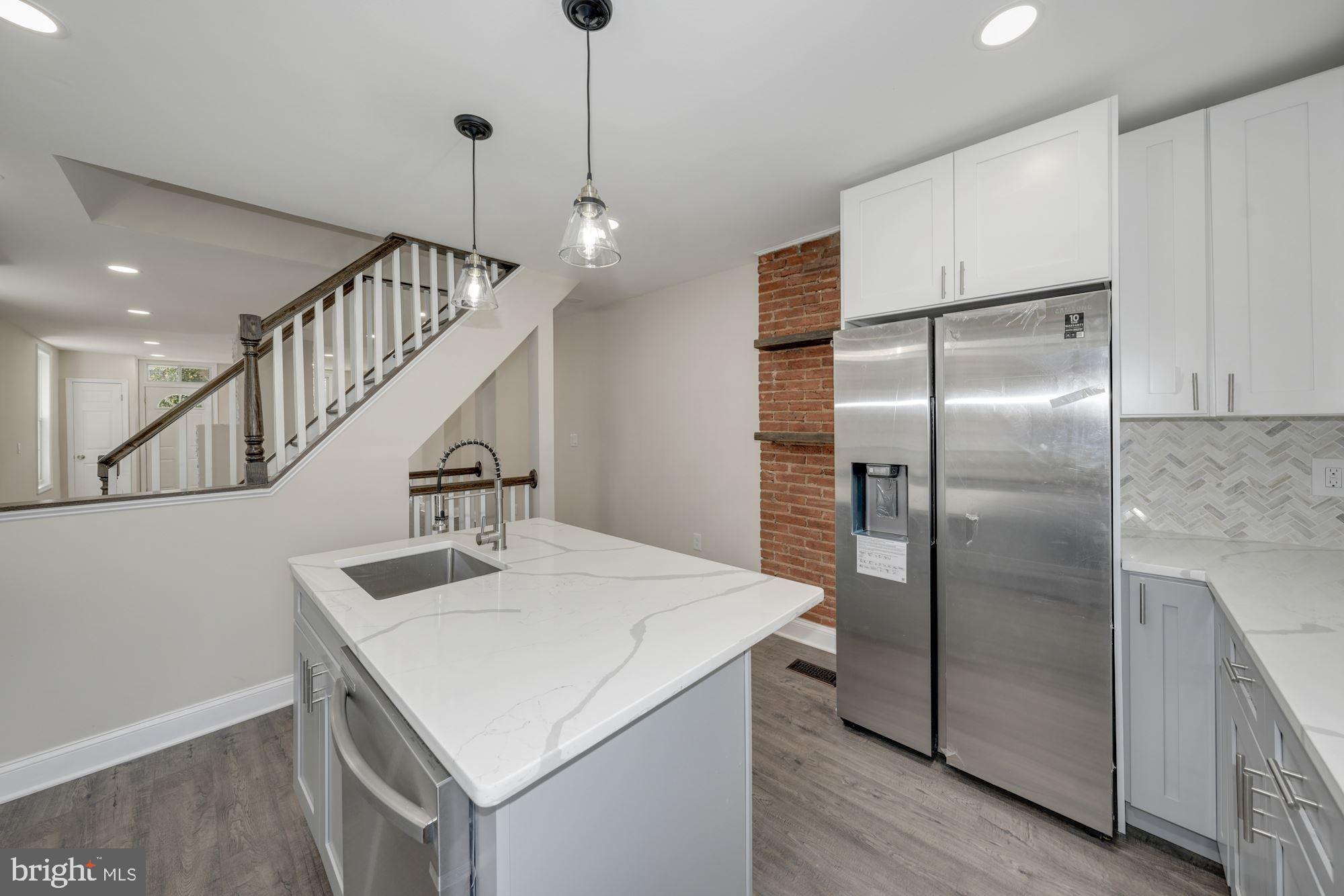 HAMPDEN HISTORIC DISTRICT - Residential