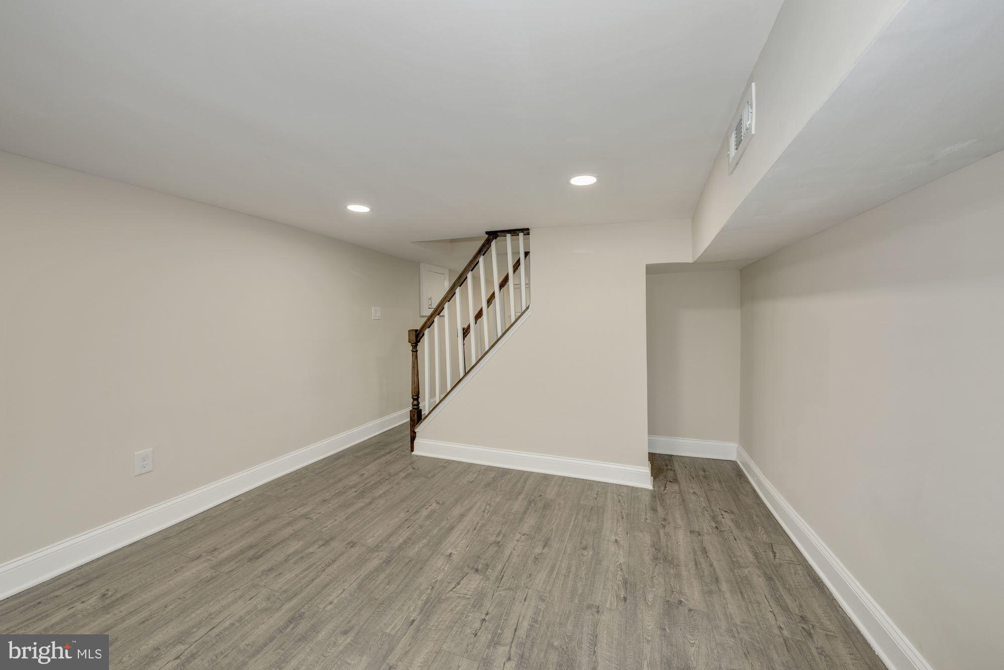 HAMPDEN HISTORIC DISTRICT - Residential