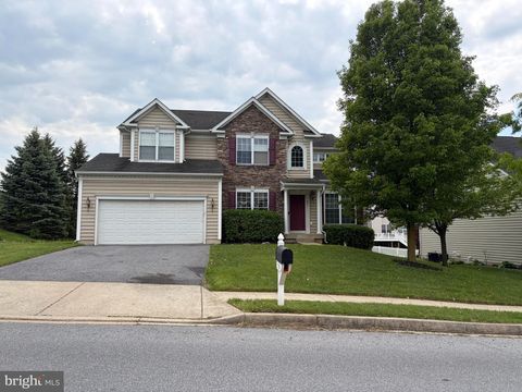 Photo of 551 Hidden Stream Court, WESTMINSTER, MD 21158 (MLS # MDCR2034552)