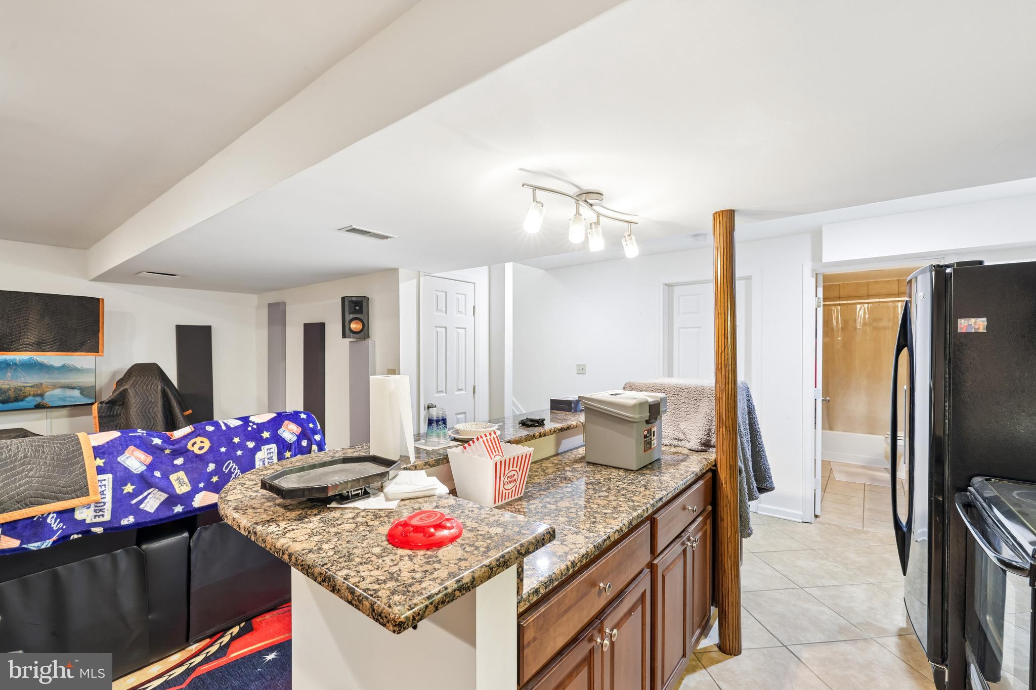 VILLAGE OF MEADOW CREEK - Residential