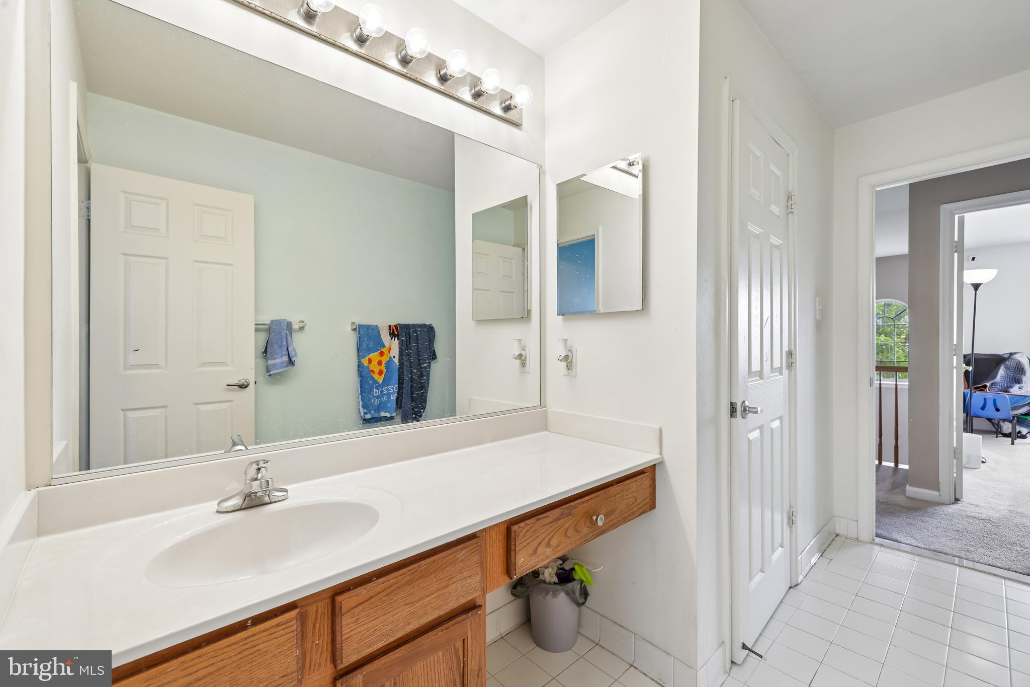 VILLAGE OF MEADOW CREEK - Residential