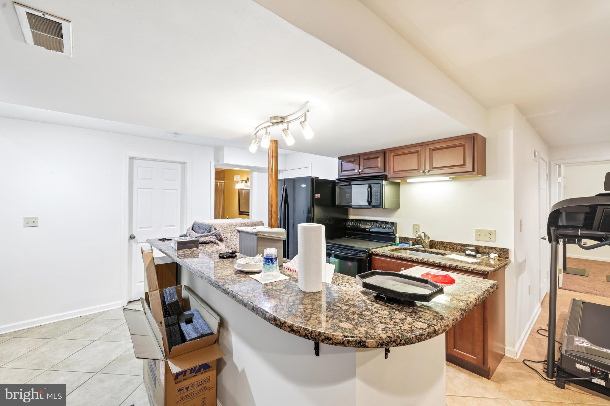 VILLAGE OF MEADOW CREEK - Residential