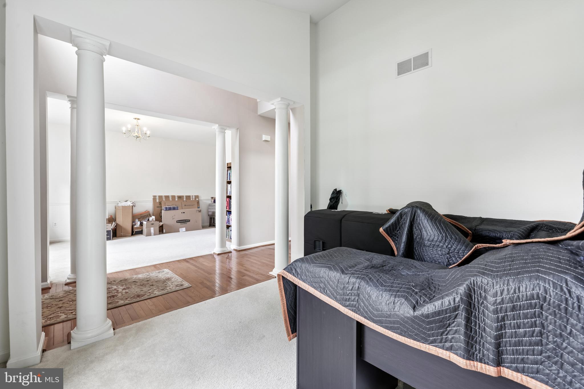 VILLAGE OF MEADOW CREEK - Residential