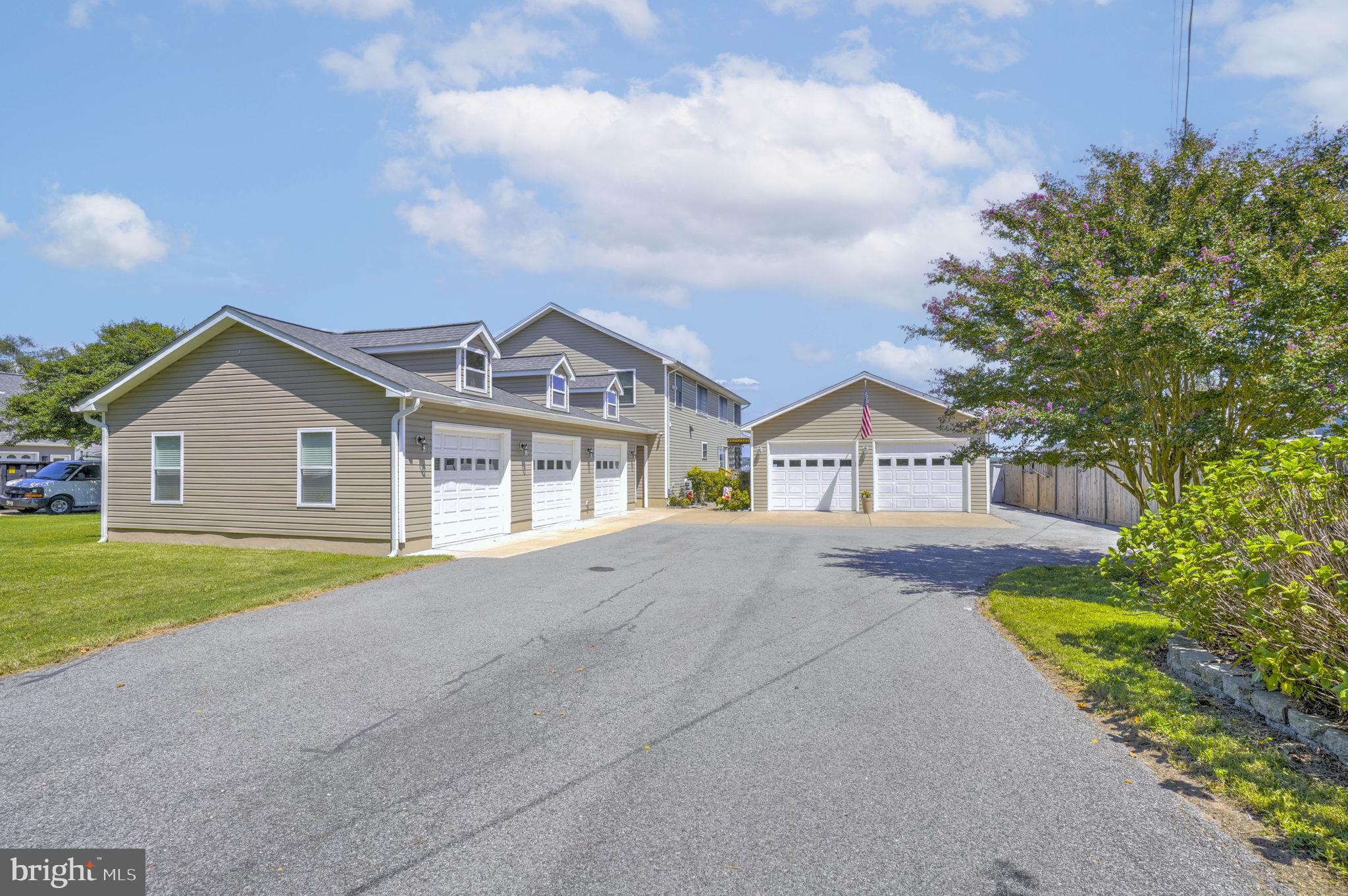 ROCK POINT SUBDIVISION - Residential