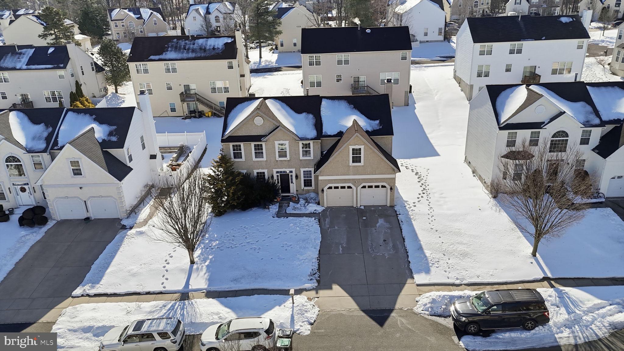 WILTONS CORNER - Residential