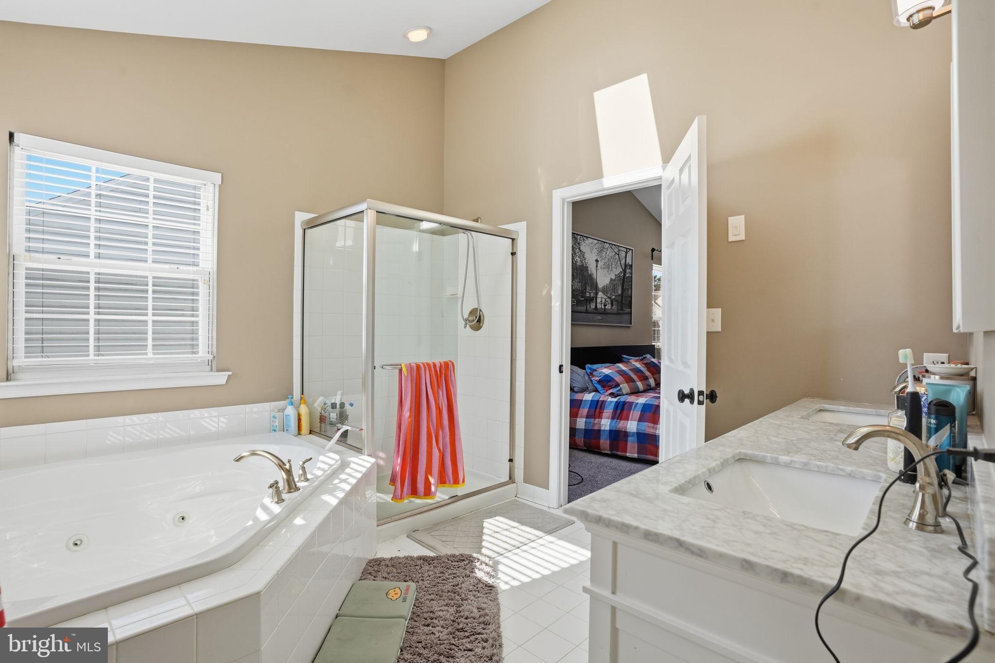 WILTONS CORNER - Residential