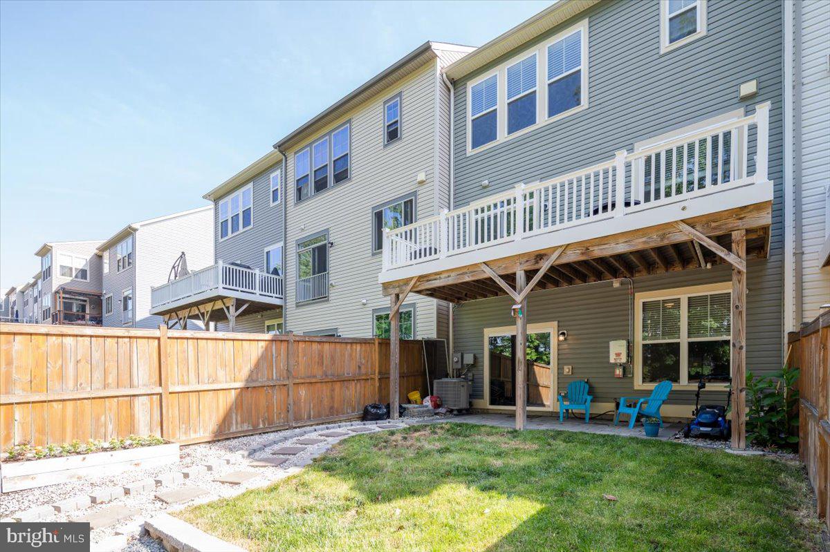 EMBREY MILL - Residential